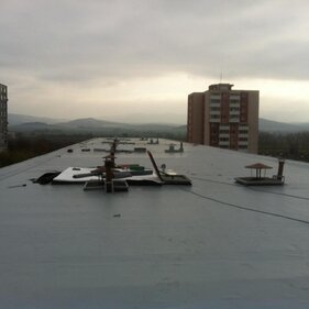 rekonštrukcia strechy bytového domu
