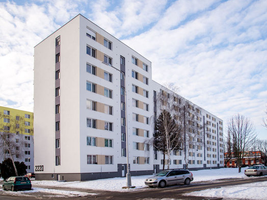 Zatepľovanie fasády a obnova bytového domu v Topoľčanoch